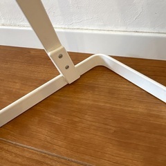 tower 山崎実業　スティッククリーナースタンド　ホワイト　白の画像