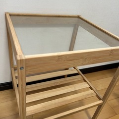 IKEA サイドテーブルの画像