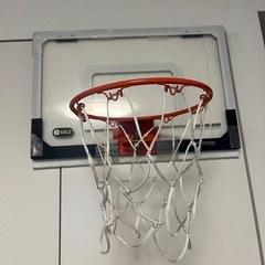 バスケットゴールとミニボールの画像