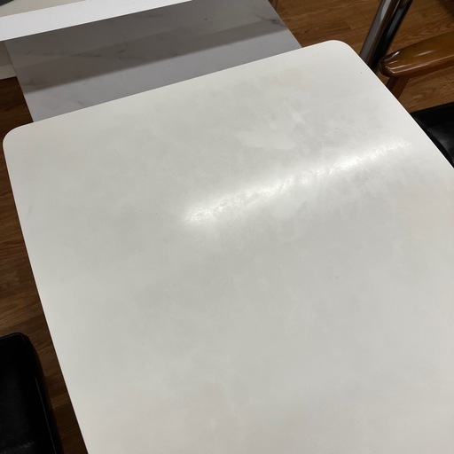 【カリモク60】カフェテーブル売ります‼︎