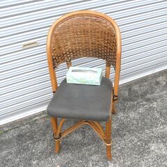 無料配達します🚚昭和レトロ💖ラタン💖ダイニングチェア💖の画像