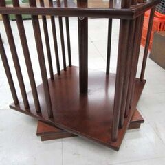 使用感あり 木製 回転式 ブックスタンド 40×40×70cm ブラウン系 本棚 ブックラック 家具 苫小牧西店の画像