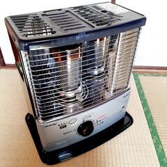 【商談中】❶トヨトミ TOYOTOMI 石油ストーブ（木造8畳まで/コンクリート10畳まで） 日本製 シルバー RS-S290(S)の画像