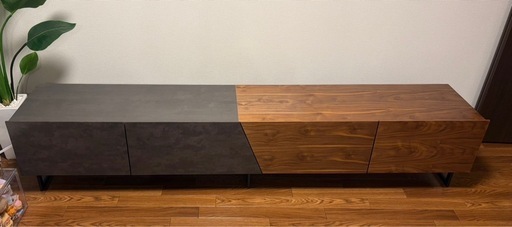 使用期間1年 美品 220cm幅　テレビボード 新品49,800円