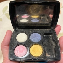 シャネル　アイシャドウの画像