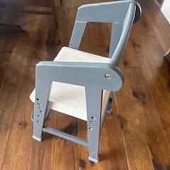 ベビーチェアの画像