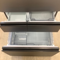 冷蔵庫 TOSHIBA ６ドア 2024年製の画像