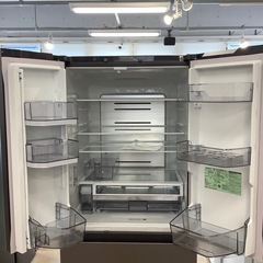 冷蔵庫 TOSHIBA ６ドア 2024年製の画像