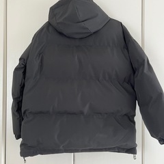 新品ウェアビー ブラック 中綿ダウンジャケット Mサイズの画像