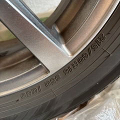 スタッドレスタイヤの画像