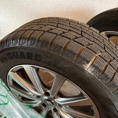 スタッドレスタイヤの画像