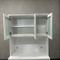 未使用　キッチンボード　食器棚 の画像