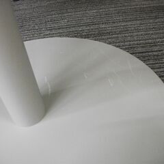 【アール・エフ・ヤマカワ】丸テーブルの画像