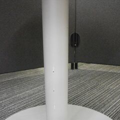 【アール・エフ・ヤマカワ】丸テーブルの画像