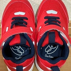 子ども用スニーカー 16.5cm 赤の画像