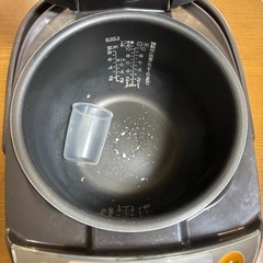 炊飯器　1升の画像
