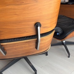 1人用ラウンジソファ & オットマン ブラックレザーの画像