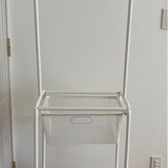 ハンガーラックの画像