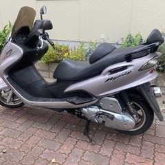 マジェスティ125　FIインジェクションモデル　近県配達可能です　コマジェの画像