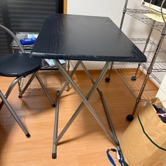 テーブル 椅子 セットの画像