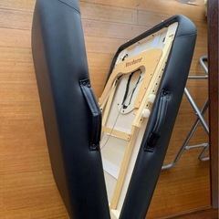 プロ仕様の施術セット　ベッド＋タオルシーツ＋ピローシート　状態良好の画像