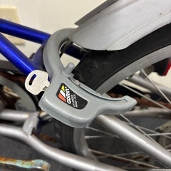 ジャンク　子供用自転車　青　鍵付き　の画像