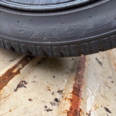 TOYO スタッドレスタイヤ　215/45R17ホイール付  溝ありの画像