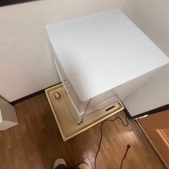冷蔵庫　90L ほぼ新品 　　 の画像