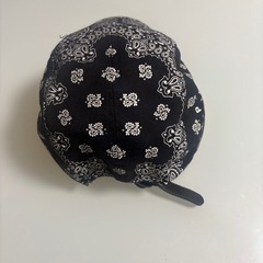 SUPREMEバンダナ柄帽子の画像