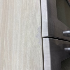 食器棚　剥がれありの画像