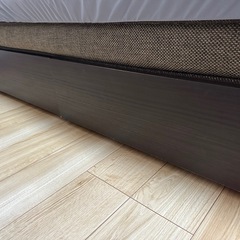 ダブルベッドの画像