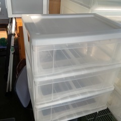 クローゼット収納　三段　中古の画像