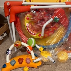 アンパンマン　ジャンパーの画像