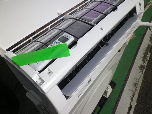 ダイキン　F22ZTES-W 　6～8畳用 /100V]　Eシリーズ 　ストリーマ内部クリーン　2022年