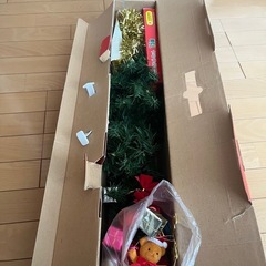 トイザらス　クリスマスツリーの画像