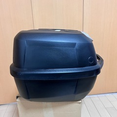 GIVI E43NTLD ブラック トップケース+ベースプレートセットの画像