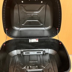 GIVI E43NTLD ブラック トップケース+ベースプレートセットの画像