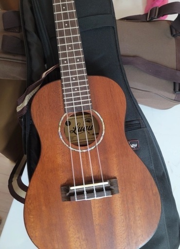 ルアウ ウクレレ フルセット ほぼ新品