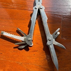 新品，レザーマン，キャンプ用品，サバイバルの画像