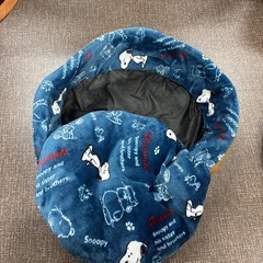 SNOOPY 小型サイズ　ベッドの画像
