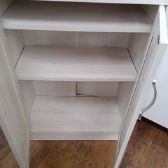 ★リユースのサカイ水戸店★  食器棚 クリーム H181.5×D30×W57.5 クリーニング済み MT6527の画像