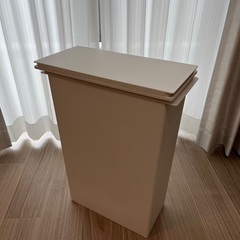 「無印良品」ポリプロピレン、ゴミ箱、サイズ大（30L）の画像