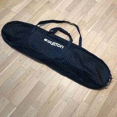 【早い者勝ち】スノーボードとブーツ、ゴーグル、ヒッププロテクターセットの画像