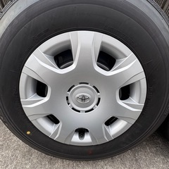 トヨタハイエース　純正タイヤ　ホイール　4本セット 新車外しの画像