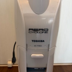 【受渡者決定済】TOSHIBA クリーナー　掃除機の画像