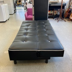 K2512-0016 ソファベッド レザー風 キルティング風 デザイン ブラック ホワイト キズ汚れ、一部破れ有りの画像