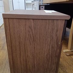 ★リユースのサカイ水戸店★  袖机 ブラウン H54.5×D41.5×W38.5 クリーニング済み MT6531の画像