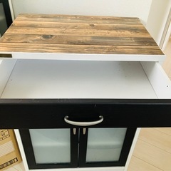 収納棚の画像