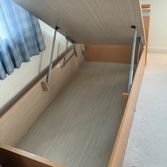 美品☆シングルベッド☆収納大容量！の画像