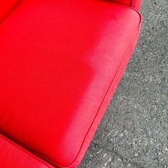 ２人掛けソファ　ファブリックソファ　赤　カウチソファ　色褪せありの画像